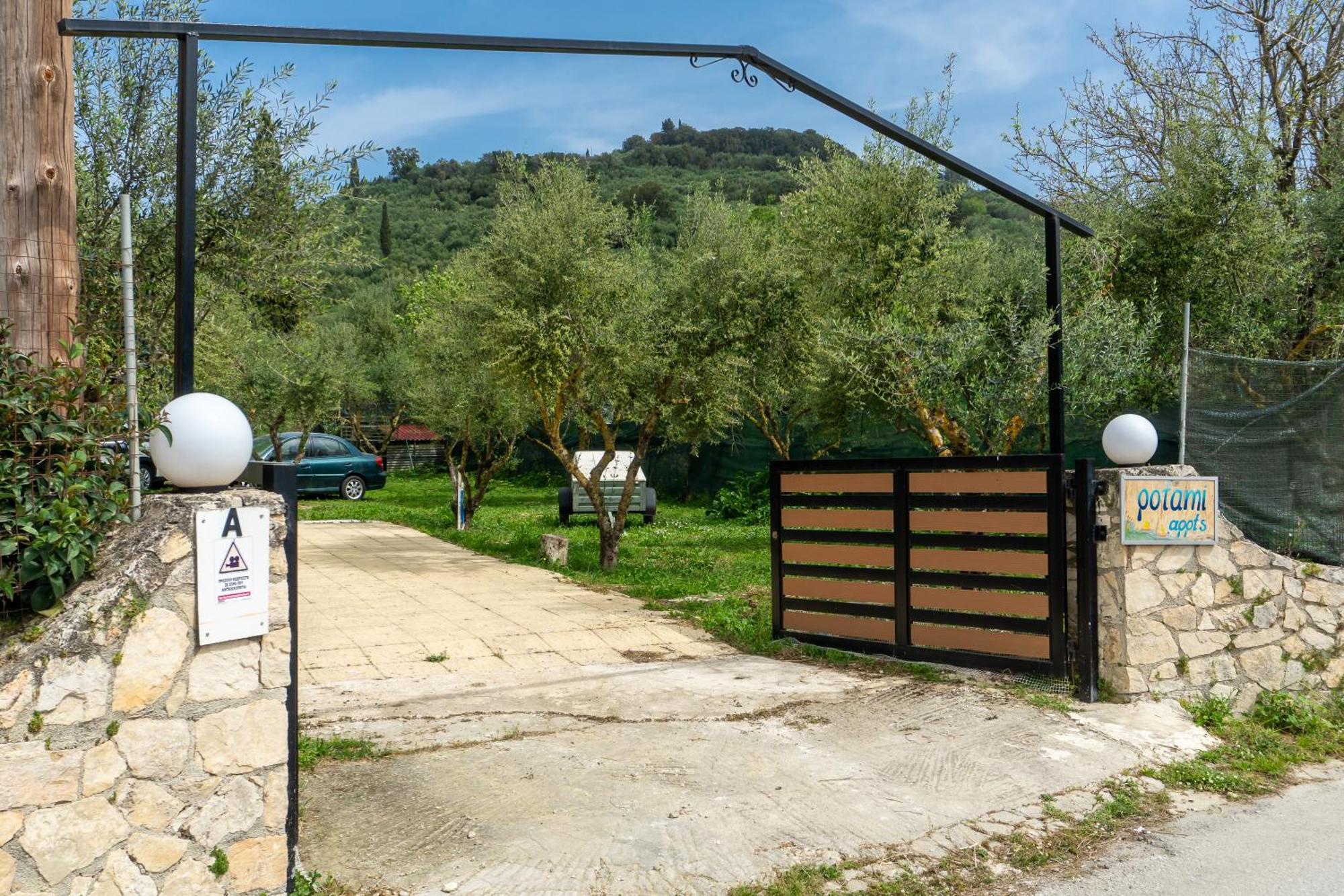 Apartamento Potami Appts Áno Yerakaríon Exterior foto